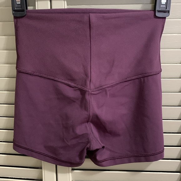 2 Athleta Studio 2.5 “ shorts women’s (2 pairs) - Picture 4 of 15